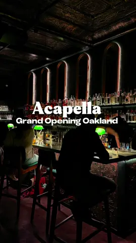 Follow booziebrunch for hidden gems, hot spots and of course brunch! Acapella just turned things up a bit by contributing its sexy vibe to the city of Oakland. It takes the crown at not only being the newest place to grab food and drinks but the most aesthetically pleasing as well. They’re open until 2am and will serve food pretty late as well! Check them out and don’t forget to tell em Boozie sent ya :). . . . #booziebrunch #eastbayeats #eastbayfoodie #oaklandeats #bayareaeats #oaklandfoodie #downtownoakland #visitoakland 