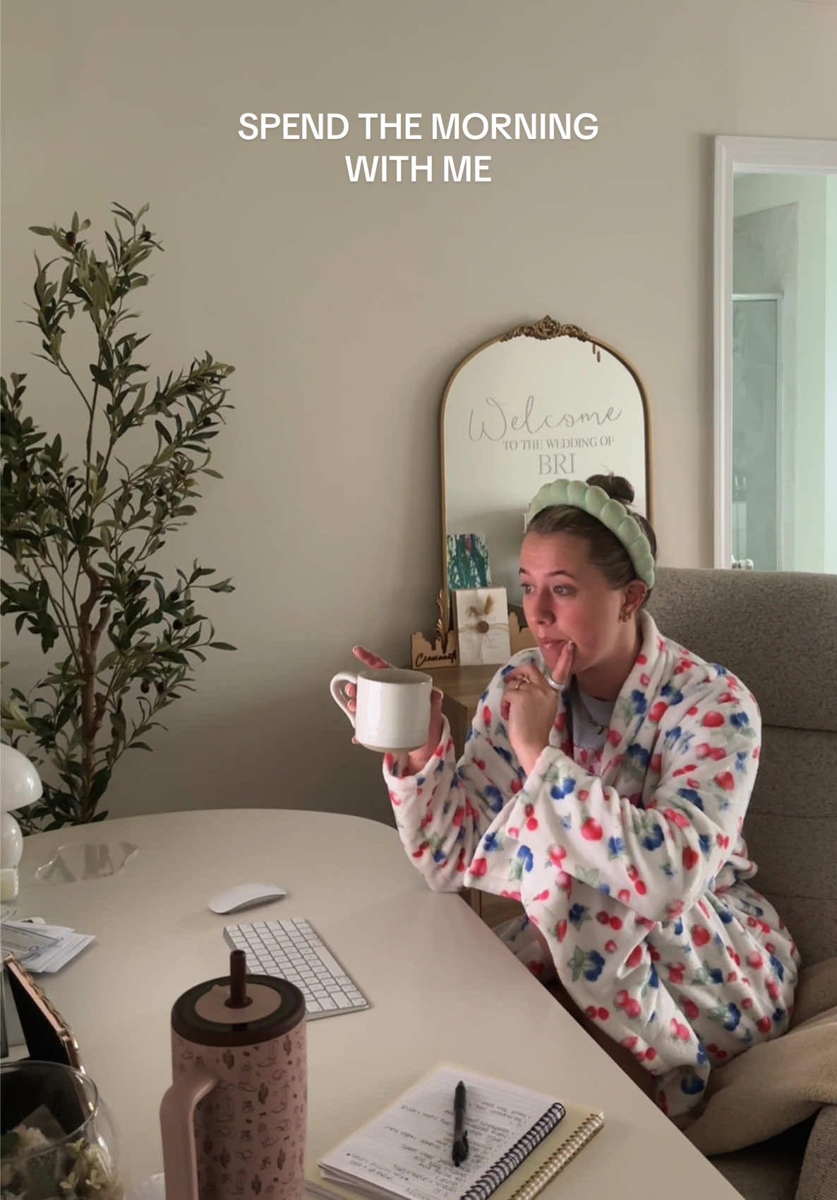 spend the morning with me and chat 🎀🏠✨☕️ @CeraVe is also a must have during this cold weather! #grwm #morningroutine #diml #giftedbycerave #skincare #haircare #getreadywithme #spendthemorningwithme #youngcouple #chatwithme #lifeupdate 