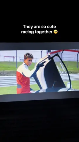 I LOVE THIS SCENE. #myfault #myfaultlondon #culpamia #culpatuya #culpables #nickleister #noahmorgan #ashabanks #matthewbroome #nicholasleister #racing #fyp 