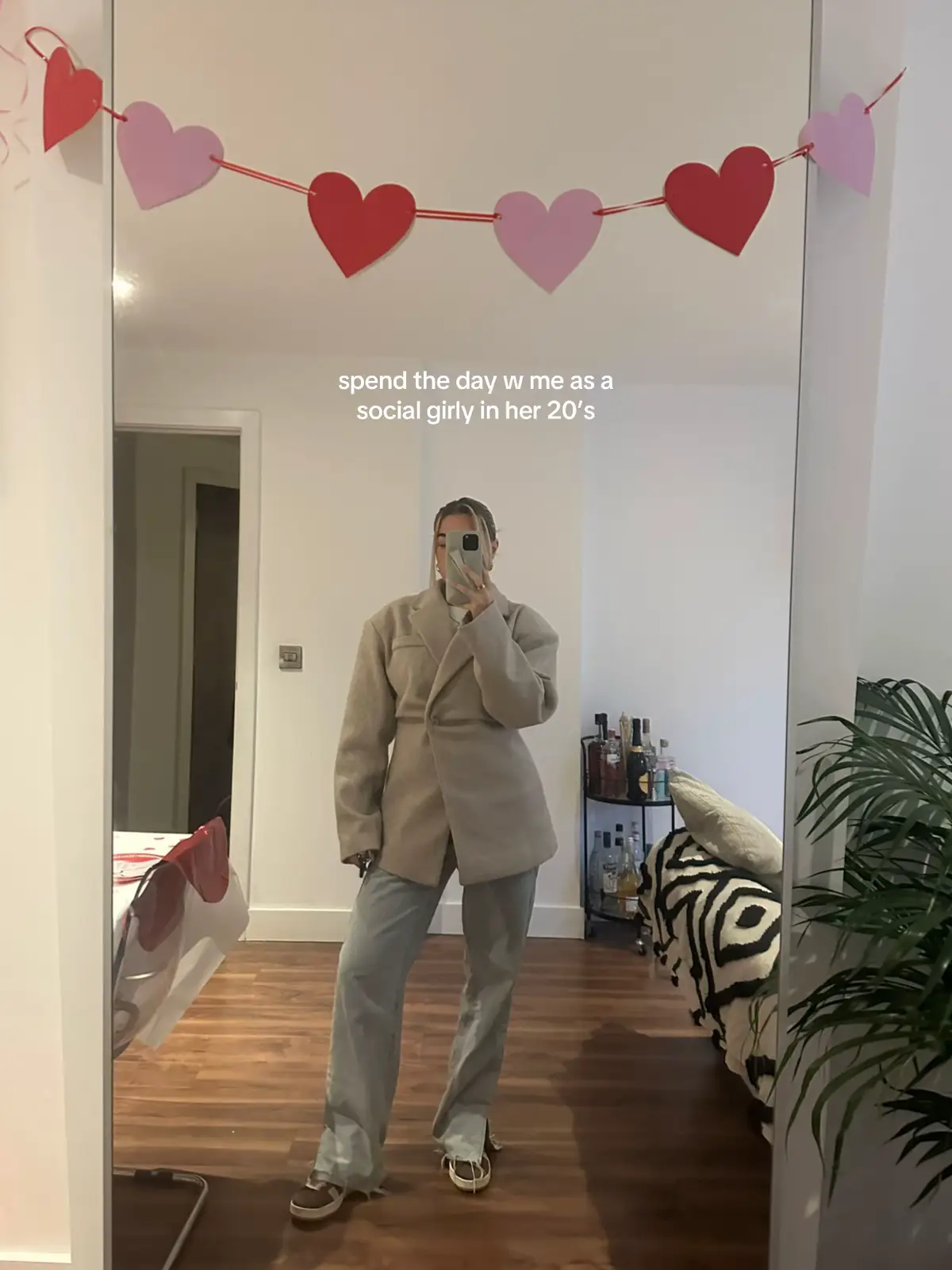 Another day another dollaaaaaa 👩🏼‍💻 #plt #prettylittlething #socialmedia #fyp #ditl #spendthedaywithme 