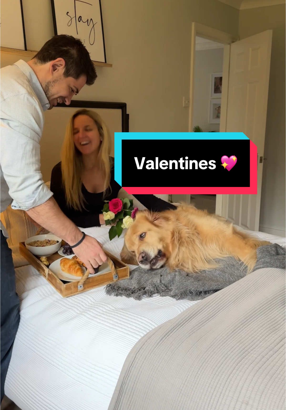 Playing wingman this valentines!🥰#goldenretriever #ValentinesDay Earth Rated grooming has me looking and smelling my best!!😍 #earthratedpartner @earthrated #mansbestfriend