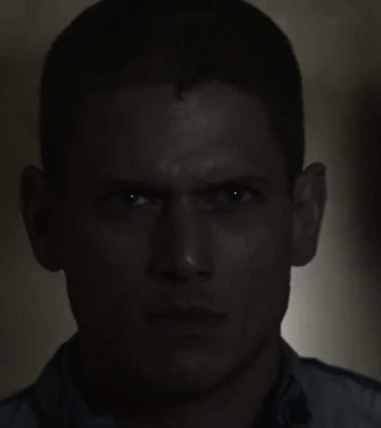 والله يا انه ذكي👆🏻🔥#edit #prisonbreak #michealscofield #مايكل_سكوفيلد🔥 #بريزون_بريك_الاعضم #تصميم_فيديوهات🎶🎤🎬 