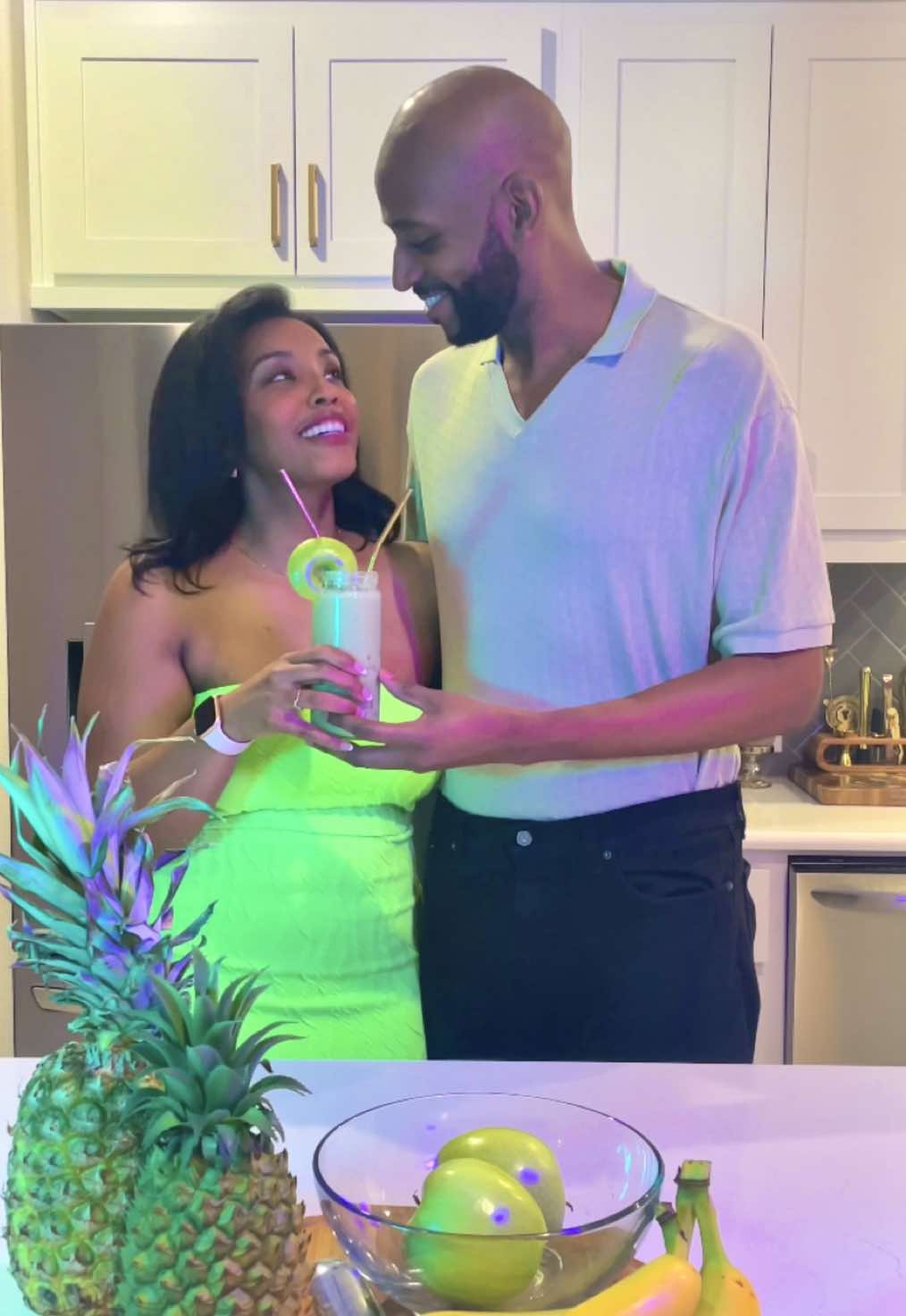 I’m doing a 4 day smoothie challenge and you should totally join me! 💚😊 First up is the Silky Apple Pie smoothie. I’ll be posting the recipe in a few, but thought you all might enjoy this #Blooper reel. I’m a fan but my husband thinks it is an acquired taste. #TryIt and you be the judge! 🫶🏽  #SmoothieChallenge #TeamTasty OR #TeamNah 