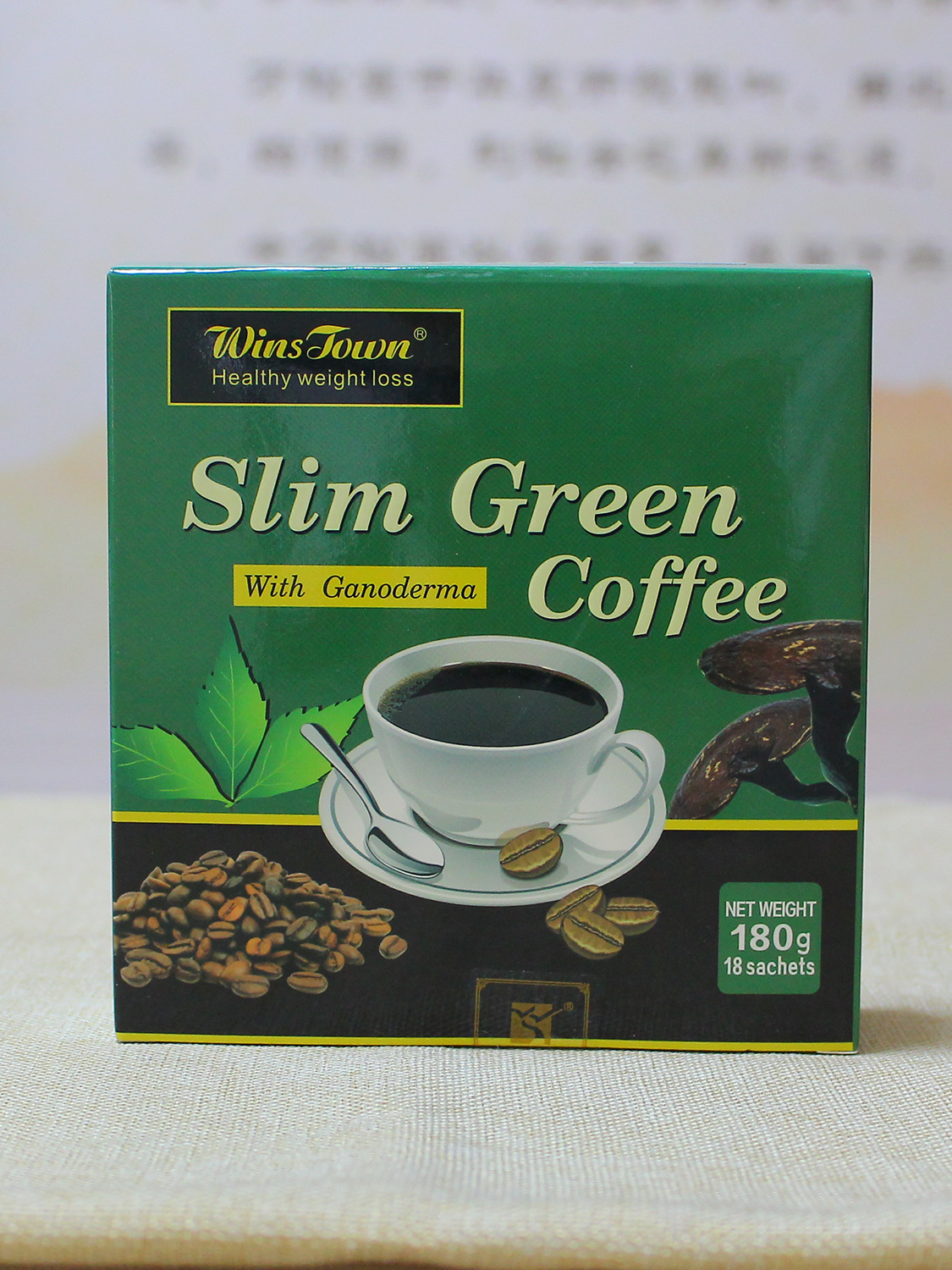 SIIMcoffee1#winstown #flattummytea #SLIMCOFFEE  #万松堂 亲爱的朋友们，今天给大家推荐一款来自winstown万松堂的精选速溶咖啡——黑咖啡！这是一款口感香醇丝滑的速溶咖啡，无论是忙碌的工作日还是悠闲的周末时光，都能给你带来满满的能量和好心情！ Dear friends, today I recommend you a selected instant coffee from winstown wansongtang-black coffee! This is a kind of instant coffee with mellow and silky taste. Whether it is a busy working day or a leisurely weekend, it can bring you full energy and good mood! 親愛なる友人たち、今日はウィンスタウン・ワンソンタンのブラックコーヒーという選ばれたインスタントコーヒーをおすすめします！これはまろやかでシルキーな味わいのインスタントコーヒーです。忙しい仕事の日でも、のんびりした週末でも、あなたに満ちたエネルギーと良い気分をもたらしてくれます！ ✨核心卖点： 1⃣ **品质保证**：winstown品牌出品，严格的质量控制。 2⃣ **香醇丝滑**：每一口都是纯正黑咖啡的味道，回味无穷。 3⃣ **便捷实用**：小包装设计，方便携带和储存。 4⃣ **适合各种场合**：无论是办公室、家里还是户外旅行，随时随地享受美味。 💖特别提醒：本品为现货批发供应哦！数量有限，先到先得！