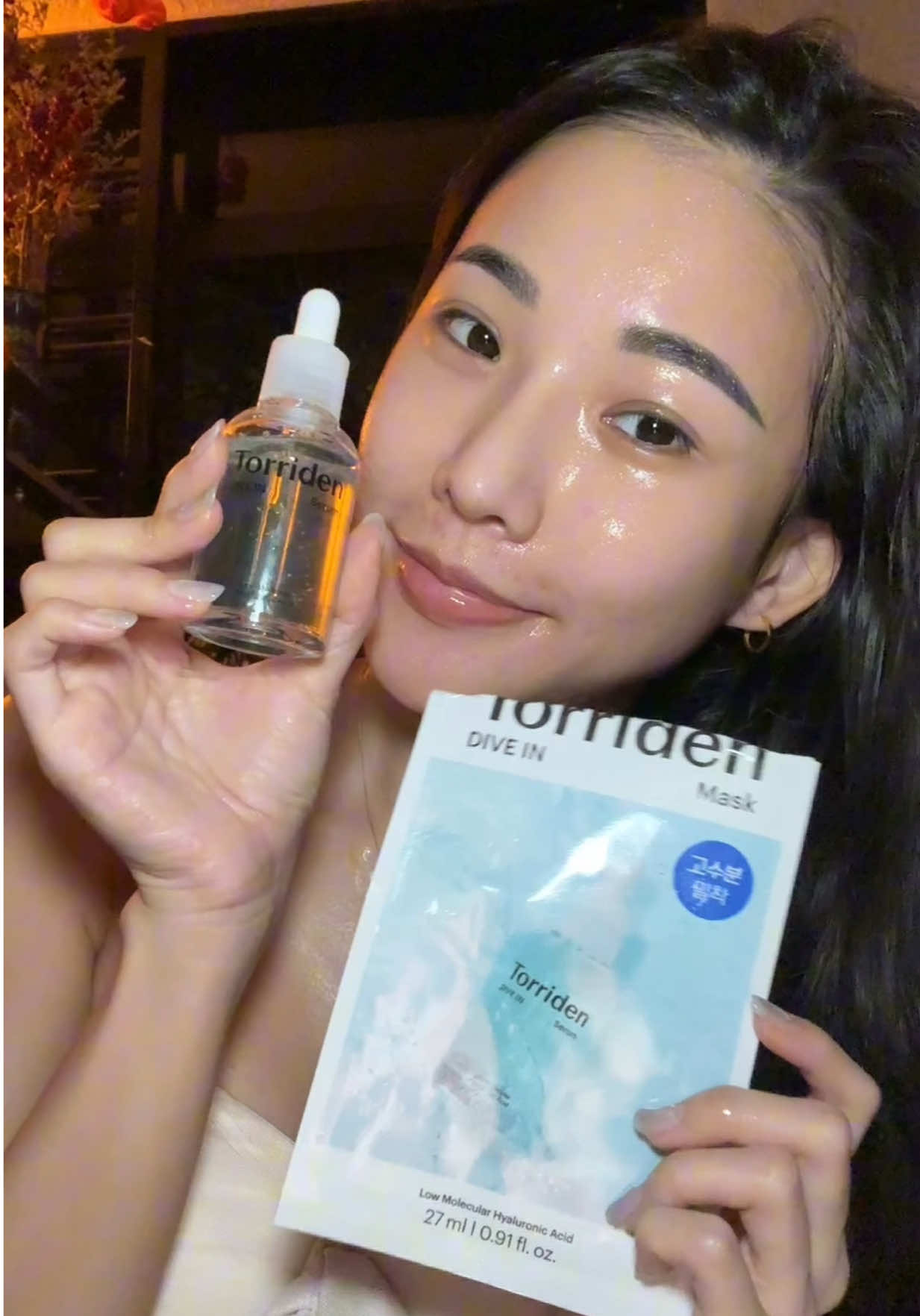 Hydration meets glow! ✨ Just two simple steps with Torriden’s Dive-In Mask Sheet & Dive-In Serum for that fresh, dewy skin! 💧💙 @Torriden SG #Torriden #DiveIn #Skincare #GlassSkin