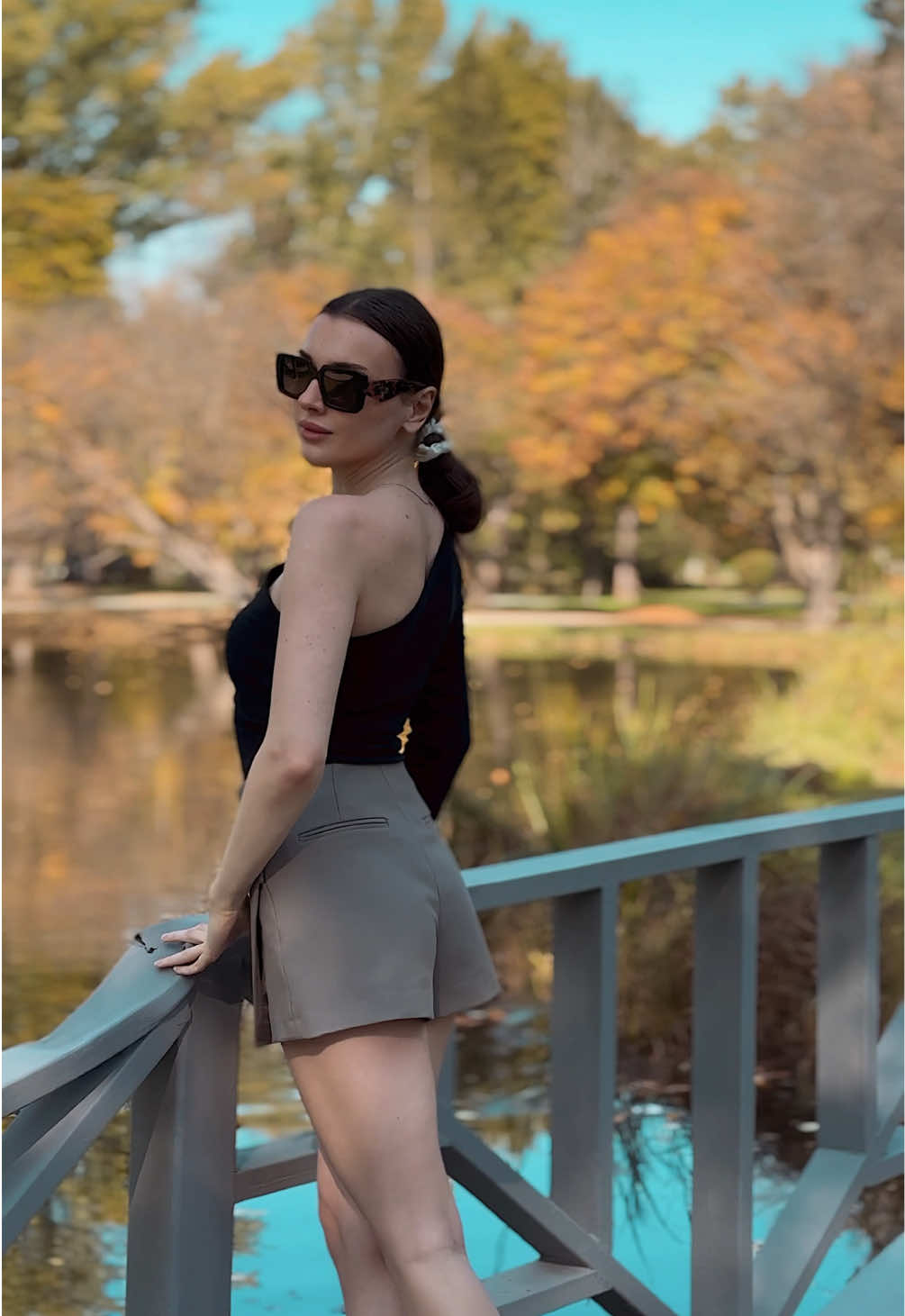 Timeless elegance meets modern vibes 🖤✨ Would you wear this look? #ChicAndClassy #OldMoneyStyle #ClassyFashion #LuxuryAesthetic #ElegantLooks #FashionGoals #OutfitInspo #TimelessStyle #TrendyLook #ParisianStyle #ExplorePage #FashionLover #ChicAndElegant #WinterVibes #OOTD #LuxuryVibes