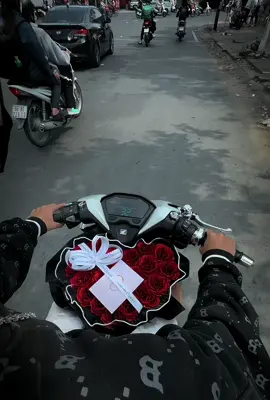 14/2 valentines vuive#chiyeuminhem #cantho65 #viraltiktok #vario125🍏 #donkieng #click #vario150 #vespa #yaz 