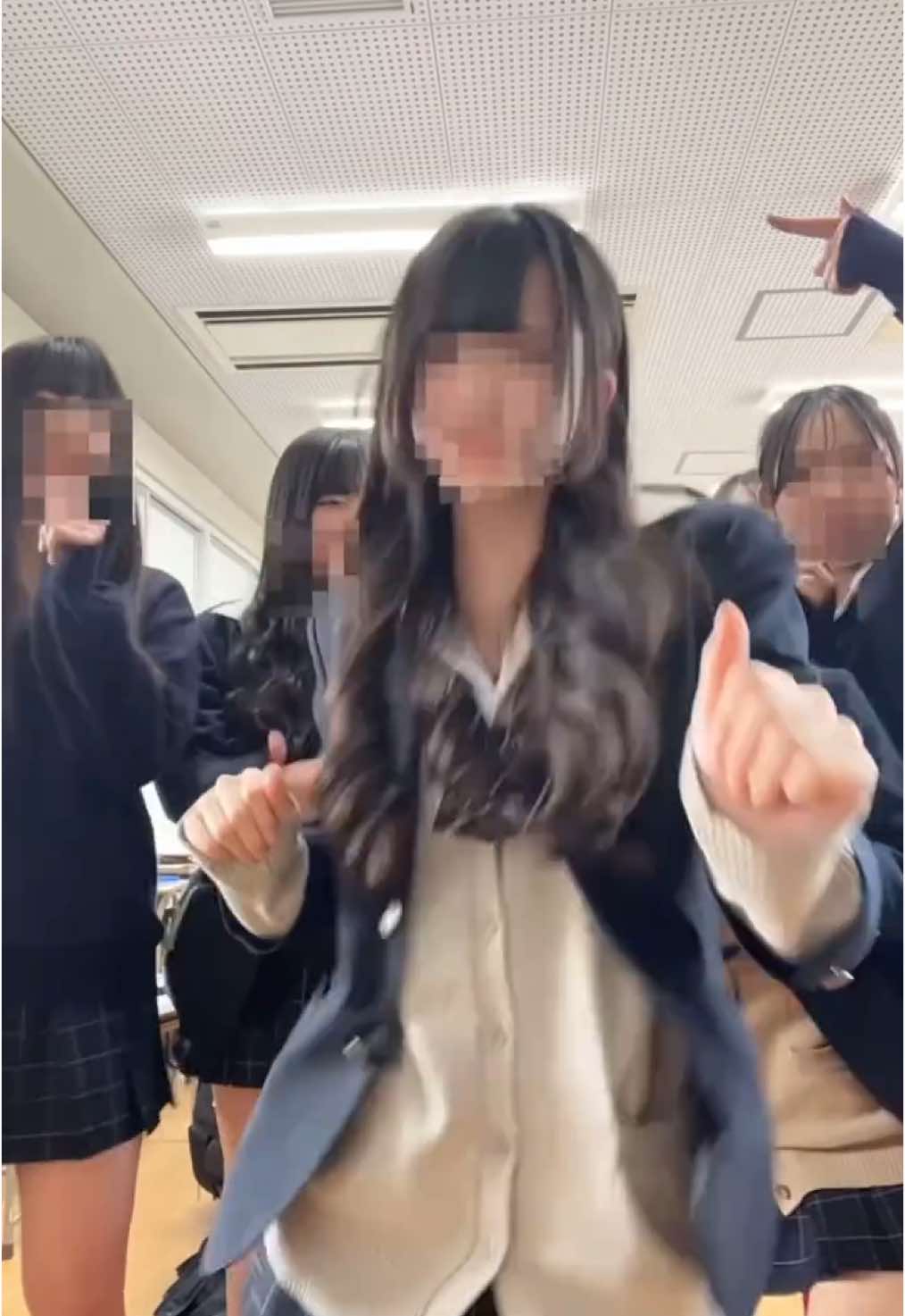 このグループ個性溢れてます😉#おすすめ #fyp #sjk #jkブランド #いいね #おすすめにのりたい #運営さん大好き #バズれ #オススメ #がおかjk #jkの日常 #07 #シャドバン解除 #08 #fypシ #西山ダディダディ #高校生 