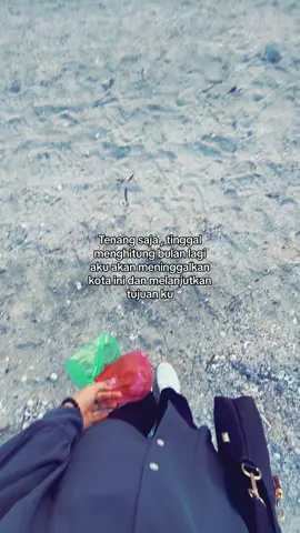 dgn beberapa bln lgi dgn waktu yg singkat untuk meninggalkan #foryoupage #qoutes #masadepanku #qoutesstorywa 