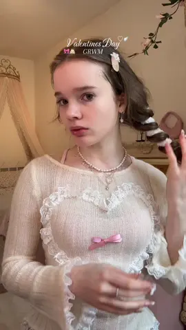 Valentines day grwm/makeup tutorial! 🎀🪽♡ ˖ ⋆⊹  Use code “ROSEDOLL” for $ off on @Flower Knows Makeup  #makeuptutorial #valentinesmakeup #grwm #coquette #dollette #flowerknows 