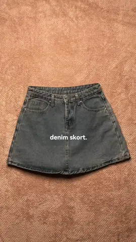 PERFECT FOR EVERYDAY GALA🥰🥰 #OOTD #miniskirt #denimskort #highwaistskirt #trending #fashion #tiktokaffiliate #fyp #fypシ゚ 