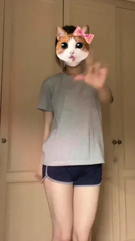 나보고 왜이케 올리냐고 묻는데 너 남친 추천에 떳음 해서 올리는구 친구남친이 좋아요 누른뒤로 재미들림 ㅠㅠ 니네남친도 눌러주면 좋겠다 