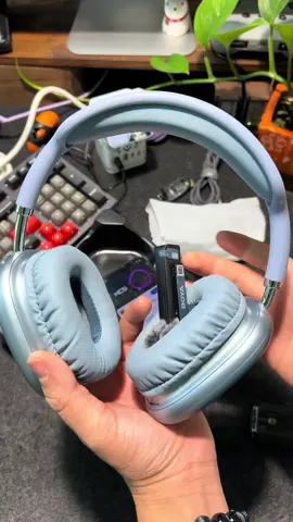 Cách âm tạm ổn , pin trâu , thời gian lưu giữ pin tốt , nghe chất âm tốt , ngoại hình hoàn thiện tốt , đẹp  #tomobox #tomobox77 #TaiNgheTrùmĐầu #HOCO #NgheNhạcCựcĐỉnh #BassMạnhMẽ #ÂmThanhHiFi #TaiNgheKhôngDây #ThoảiMáiCảNgày #MusicLover #GamingHeadset #TaiNgheBluetooth #HeadphoneChấtLượng #NgheNhạcĐãTai #ChơiGameSiêuĐỉnh #PhongCáchCôngNghệ #WirelessHeadphones #TaiNgheCựcChất