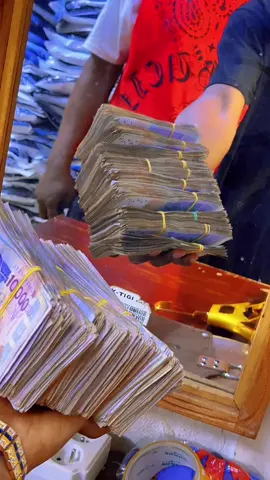 On veut des millards maintenant, millions peut plus rien créer 💶🤲#fyp #pourtoi #million 