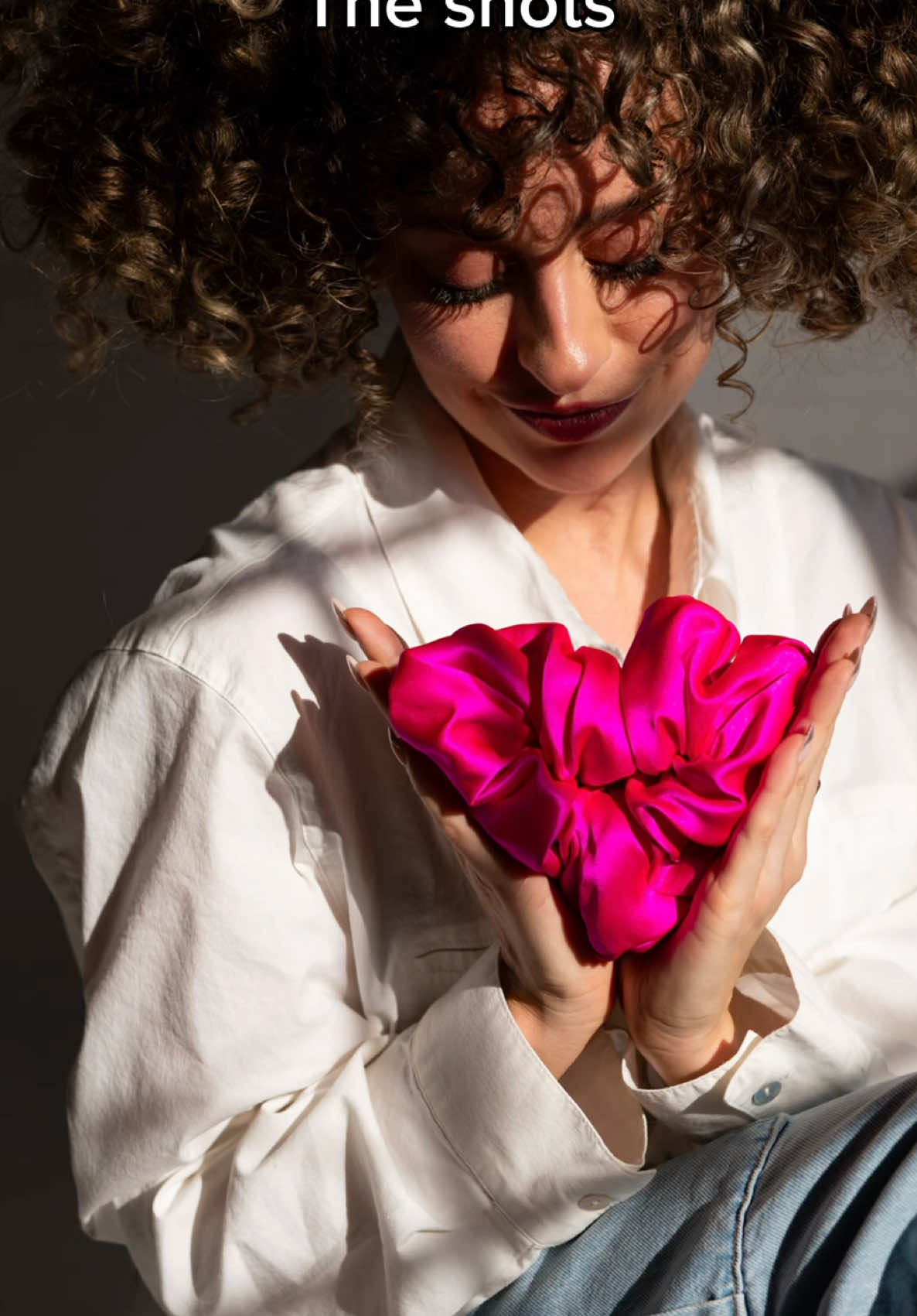 Valentine’s vibes unlocked 💕 Behind-the-scenes magic + a Louis cameo 🐶 = the cutest love story ever ❤️ Sending you all the love this Valentine’s Day, Curlfriends! Will you be our Valentine? #ValentinesDay #valentine #silkscrunchies #curlyhair #curlfriendcollective #scrunchies #curlygirl #curls