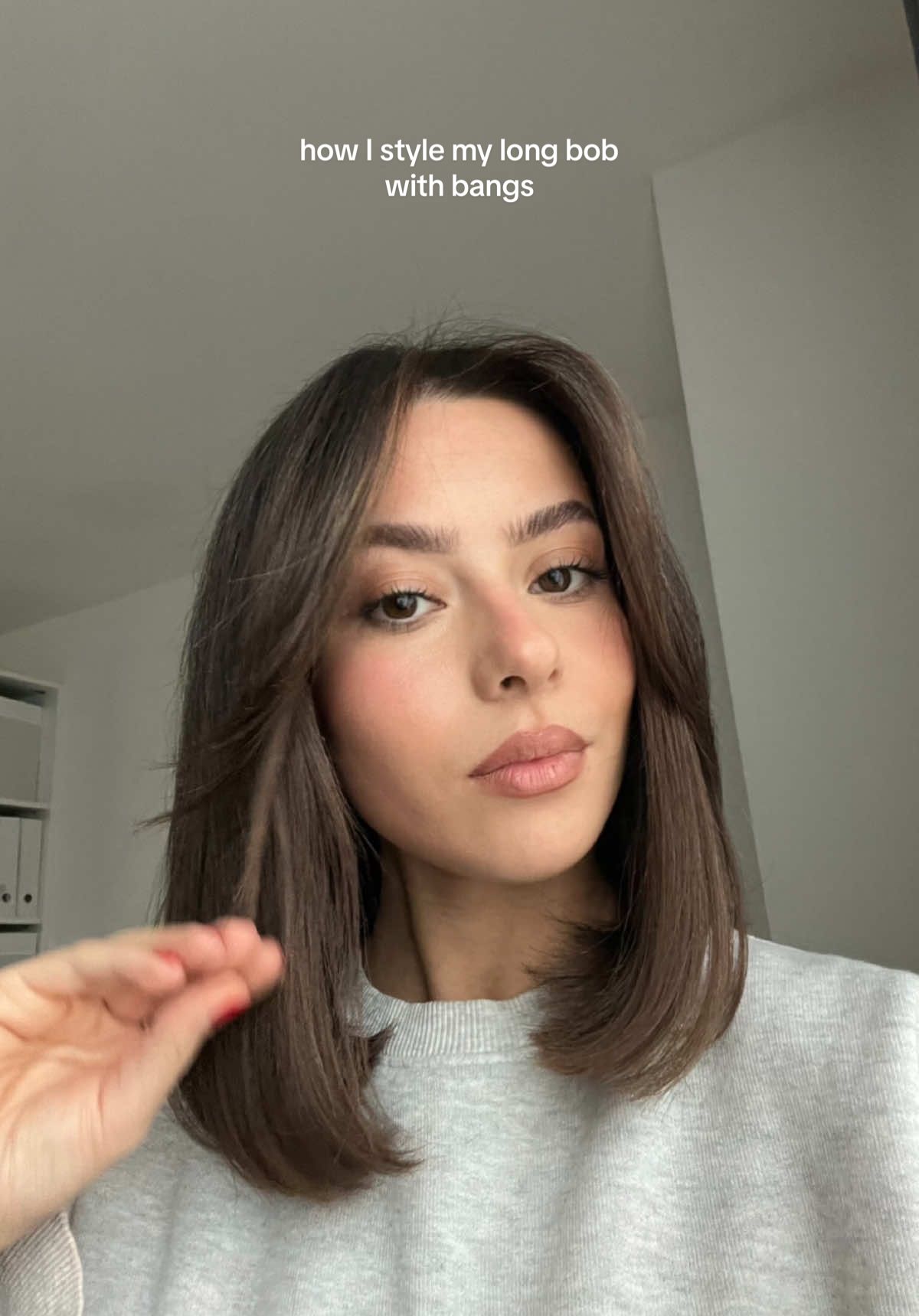 I just love my dyson 🤍 #hairtutorial #shorthair #shorthairstyles #bangstutorial #dyson #ghd 