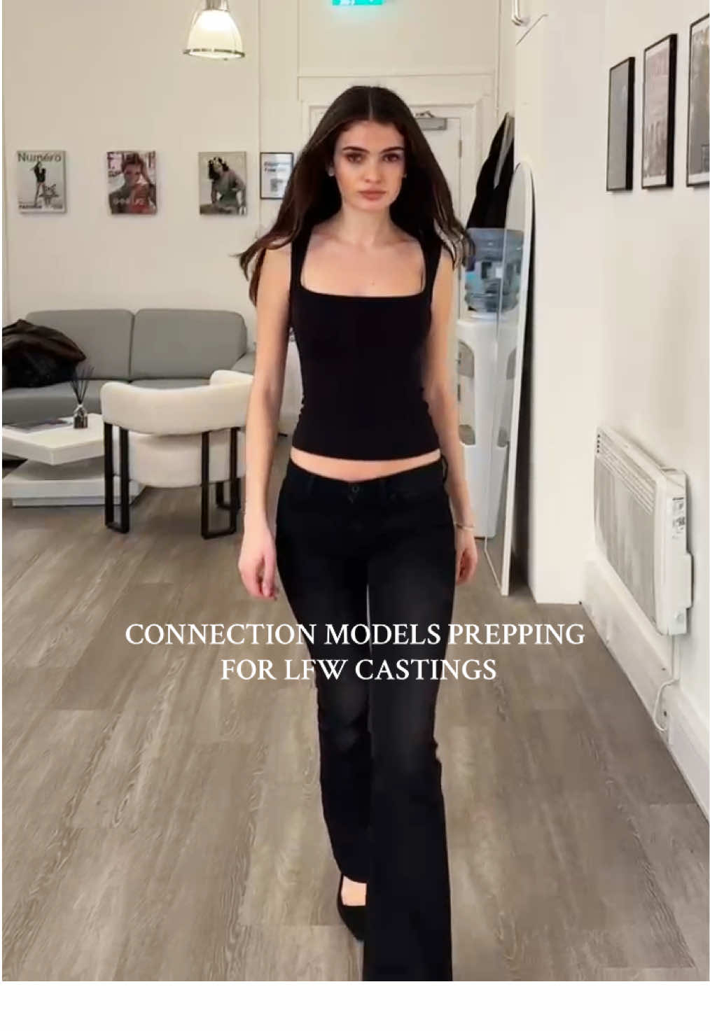 @Alexa in the @flowmodels office ⭐️ #connectionmodelslondon #lfw #catwalk #Runway #castingdirector #modeltiktok #getscouted #opencasting #flowmodels 