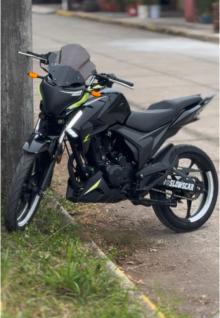 si me siguen en insta: slowscar 🏄🏻‍♂️#veracruzpuerto🌴🌊🏝🌴🌊🏝 #teamslowscarr #fyppppppppppppppppppppppp #motos #biker #bikers #italika #italika150z #150zmodificada ##pirellidiablorosso4 #150zitalika 