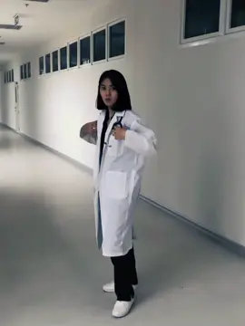 nih kembaran iqbal versi cewek#lewatberanda #fyp #skenaoutfit #outfit #CapCut #viral #mintira 