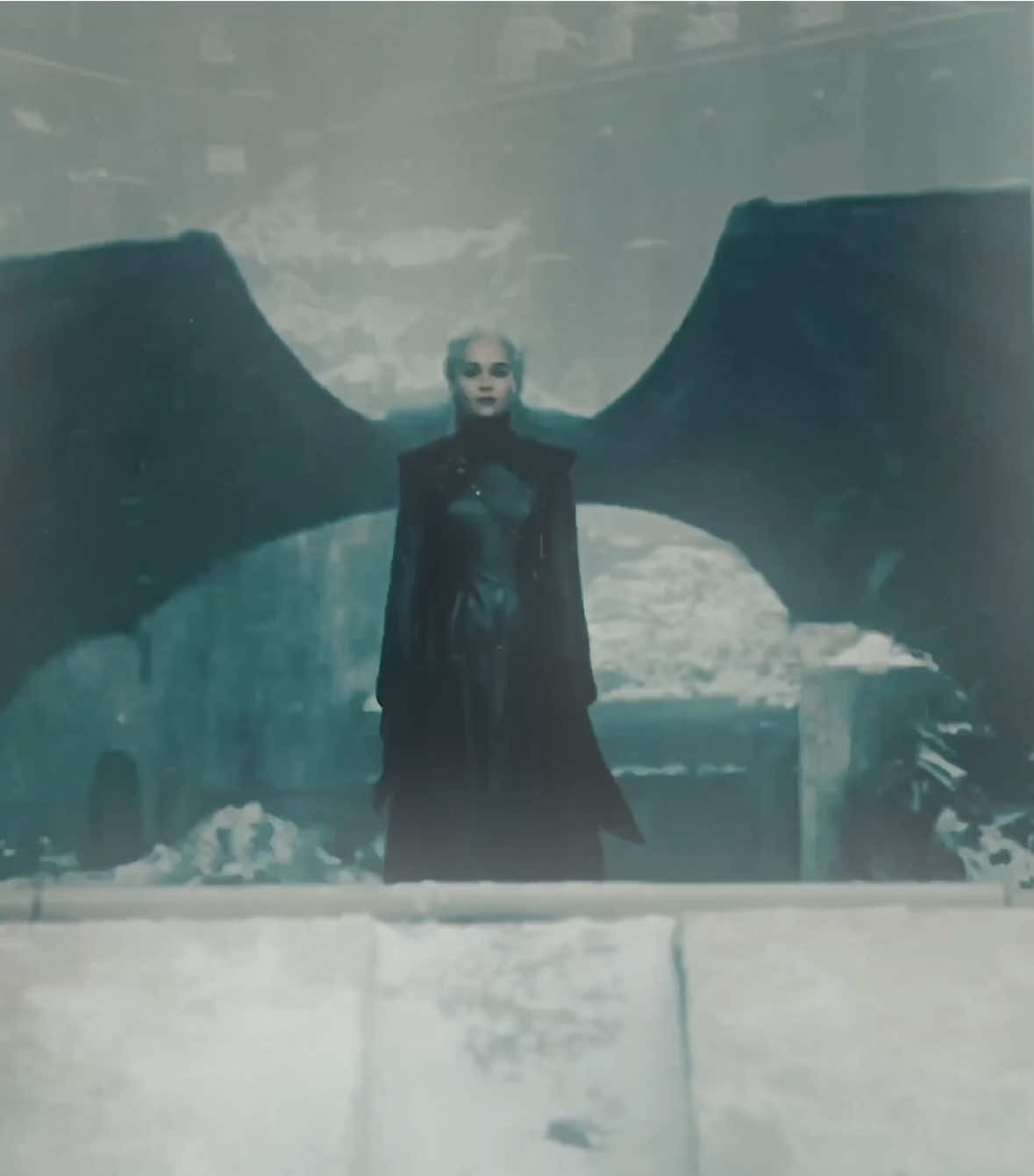 grrm please confirm that my bbgirl will sit on the throne #gameofthrones #gameofthronesedit #gotedit #got #daenerystargaryen #daenerystargaryenedit #foryoupage #fyp #foryou 