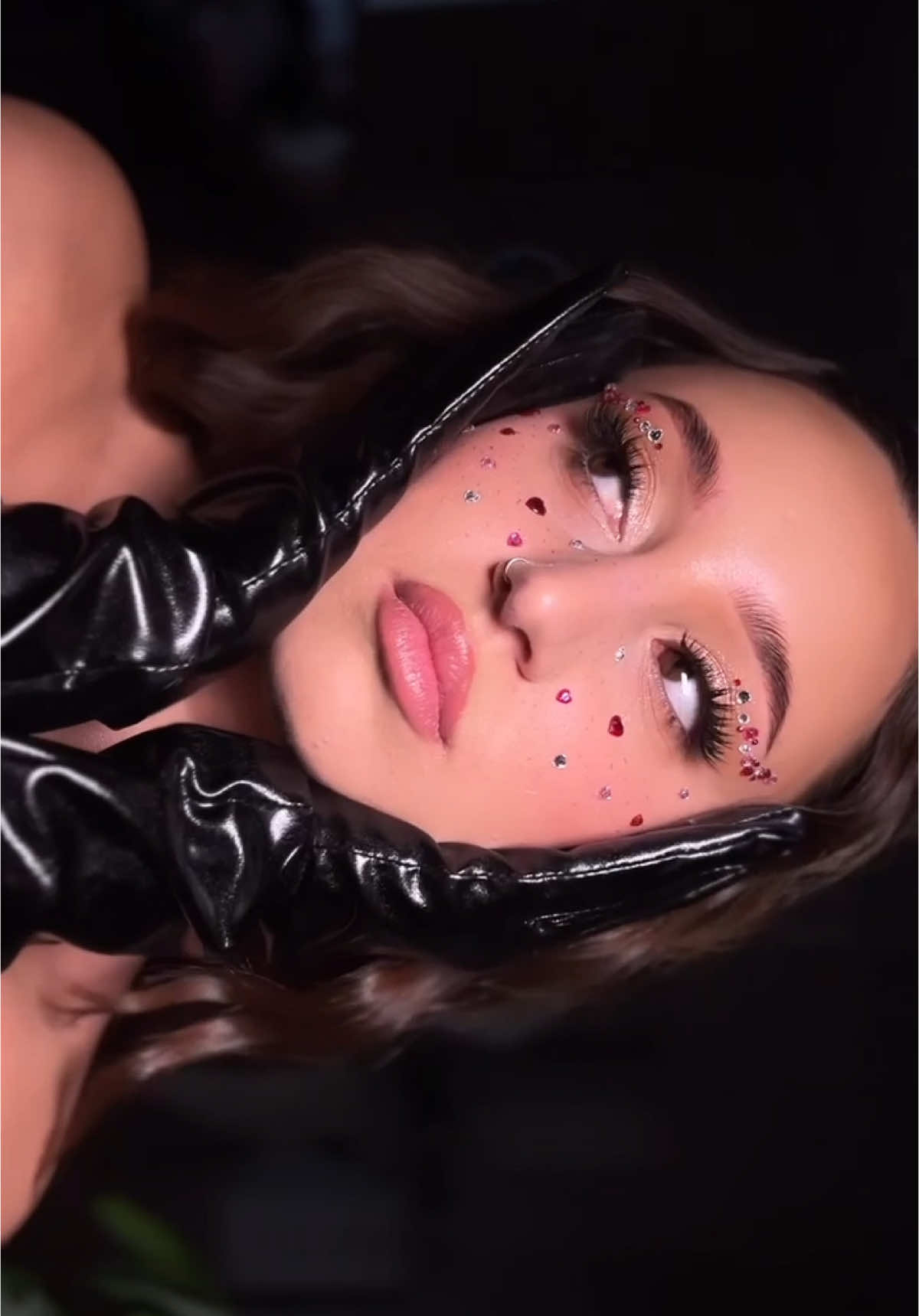 Happy Valentine’s Day #makeup #hairstyle #valentine #valentinemakeup #hair #glam #beauty #saintbeauty #gloves #fyp #fy #dc #dlaciebie 