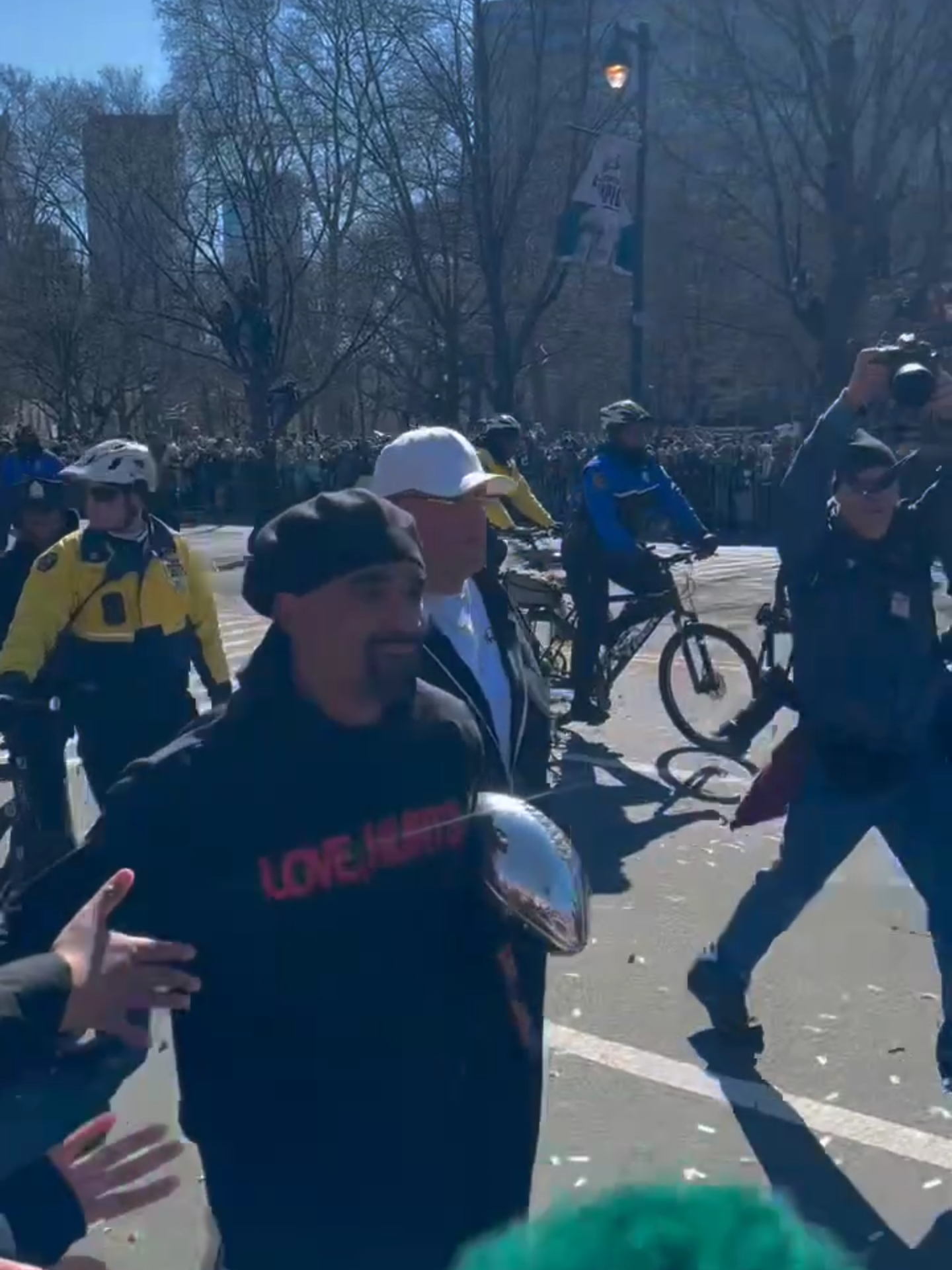 Jalen Hurts: QB of the people. #FlyEaglesFly #Eagles Parade  Video: Emily Montgomery