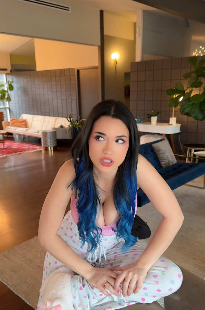 Can we be your valentines? @Sophie Mudd 