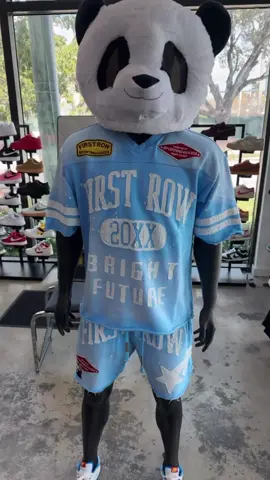 Bold Outfitters/ Big & Tall 101 sw 27th ave Unit 1 Ft. Lauderdale FL 33312  We Ship ✈️ Visit Our site https://www.theboldoutfitters.com/ Call the Shop 954-765-6010 #Fashion #sneakers #sistrunkboulevard #InstaFashion #plussize #FashionBlogger #Fashionista #StreetStyle #Stylish #MensFashion #WomensFashion #InstaStyle #stackedpants #plussizefashion #FashionDiaries #StyleInspo #FashionBlogger #broward #WIWT #plussizefashion #big #sistrunkmarketplace #dunks #instalike #tiktokmademebuyit # 🔊🔊🔊🔊