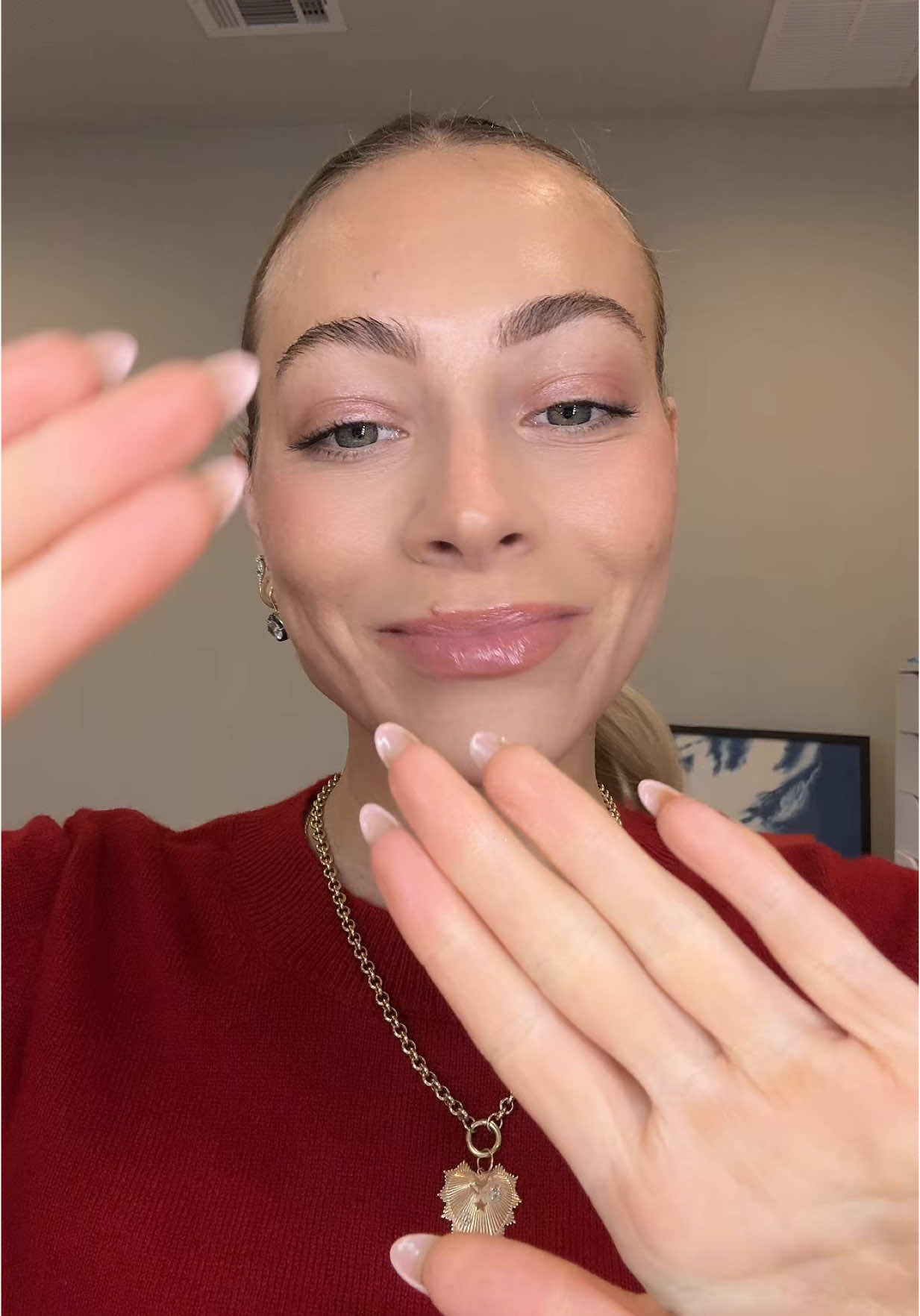 I think this is my favorite manicure hack ever ??? 