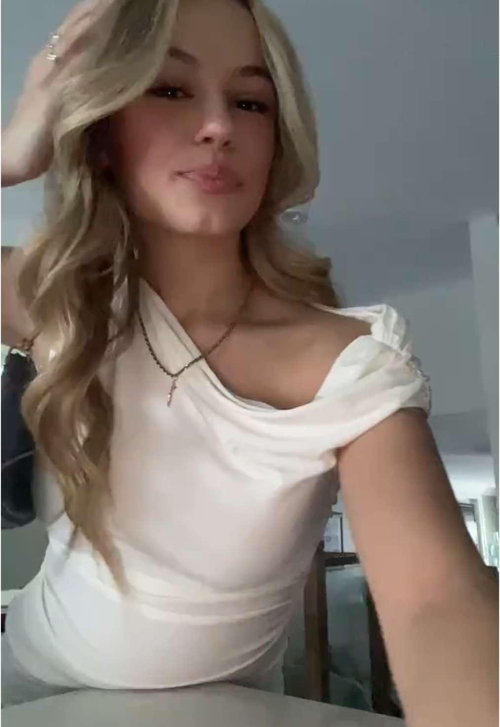 happy valentine's day 🤍 @Pablo Arias 