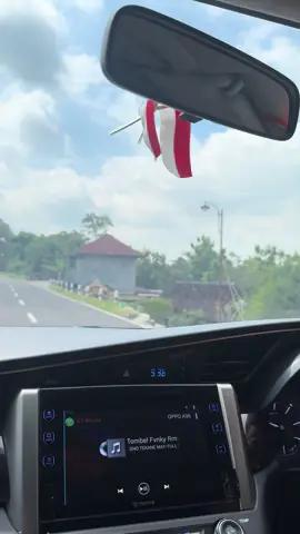 Nich MentahanE  jalan mbi BojonE Wong…. Nyetel lagunE Pokok Eee LiyanE Kowe Aku Emooh….. Sing diajak  jalan mesthi nguya nguyu sepanjang perjalanan… Coba en…. #umpamane  #kenanganhanyauntukmu  #tollywood #fypシ #fyp 