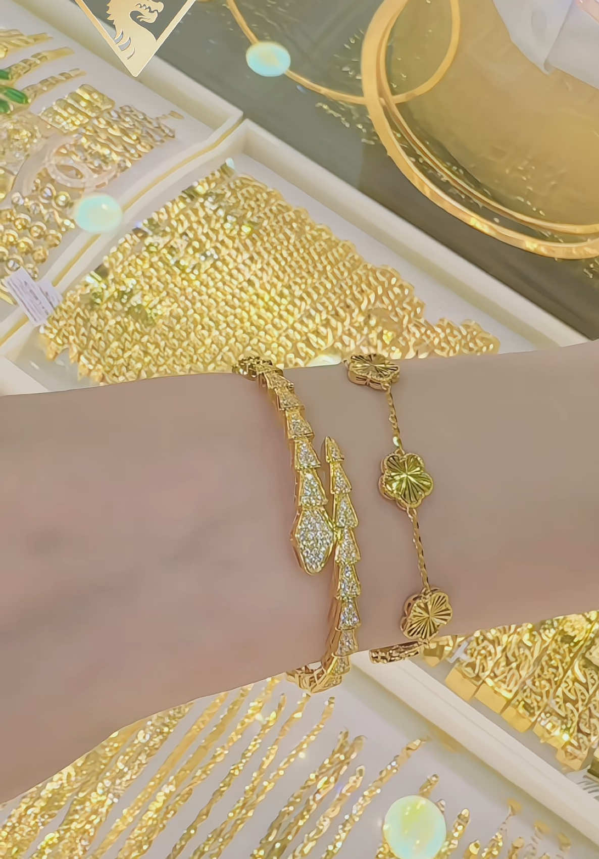 Vòng + lắc  #kimphathiepthanh1  #fyp #trending #xuhuongtiktok #trangsuc #quatang #610 #lac 