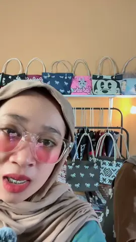 Tas Totebag Wanita Model Potrait#totebagwanita #taswanitamurah #totebagmurah #taskuliah 