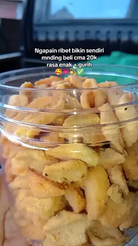 mending beli aja, tinggal makan 😁 #fyp #lewatberanda #4u #cemilan #cemilanviral #cemilansimple #cemilanenak #kuebawang #kuebawanggunting 