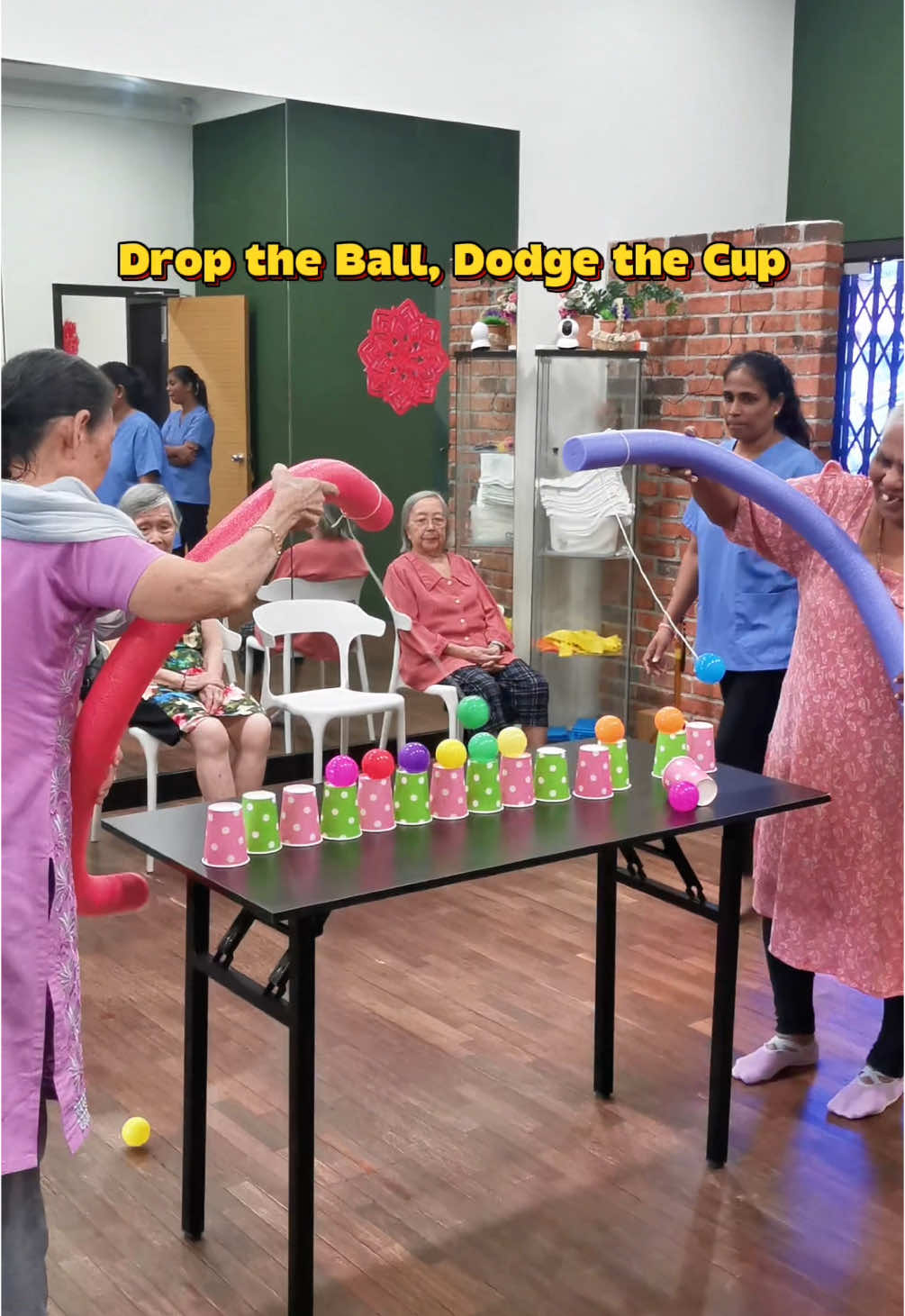 Another day, another fun challenge at our elderly day club! Today, our members enjoyed a new coordination game that keeps their minds sharp and bodies active. 💪🧠  Games like these help improve reflexes, hand-eye coordination, and focus—plus, they bring lots of laughter and joy! 🎉✨ #GoldenAgeClubhouse #StaySharpStayHappy #kampungkumalaysia 
