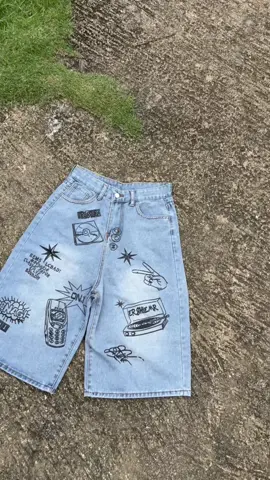 Jorts >> #OOTD #maong #denimshorts #recommendations #jeans #jeanshighwaist #jortsoutfit #menshorts 