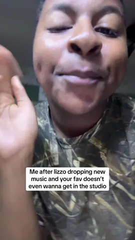 Yeah, I hate Lizzo so much but she always come back on top  #lizzo #viral #fypシ 