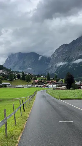 أستمتع بجمال الريف السويسري 🏡🇨🇭❤️ #مرشد_سياحي_في_سويسرا #حسين_الجسمي #سويسرا #تصويري #السعودية #الامارات #العراق 