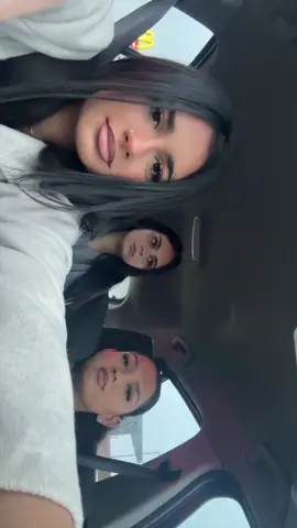 having my white girl moment wait💃🏼💃🏼💃🏼💃🏼