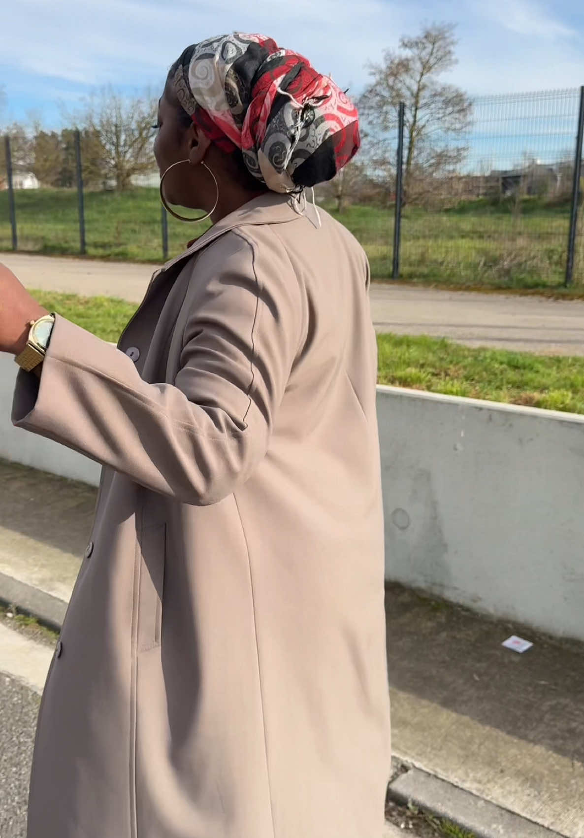 Ce que tu cherches tu trouves, ce que tu trouves tu supportes ! 😁😁 Voilà moi  disponible sur ma chaîne youtube❤️
