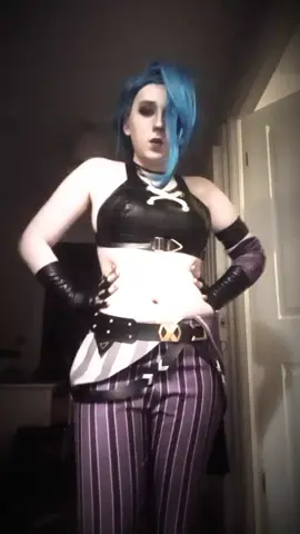 AHHHH IM BORED #cosplay #jinx #arcane #jinxcosplay #arcanecosplay #jinxarcane #fyp 