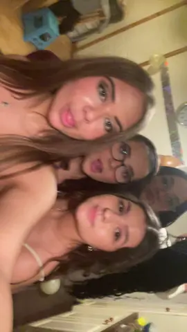 Baes birthday 😜@𝐕𝐒 @Eadaoin (taylors version) @𝒁𝒂𝒓𝒂𝒉💕💍 