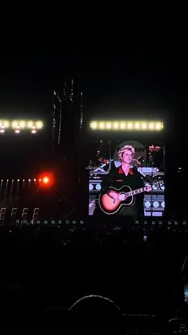 Maaf salah @Green Day 🤣#greenday #jakarta #fyp 