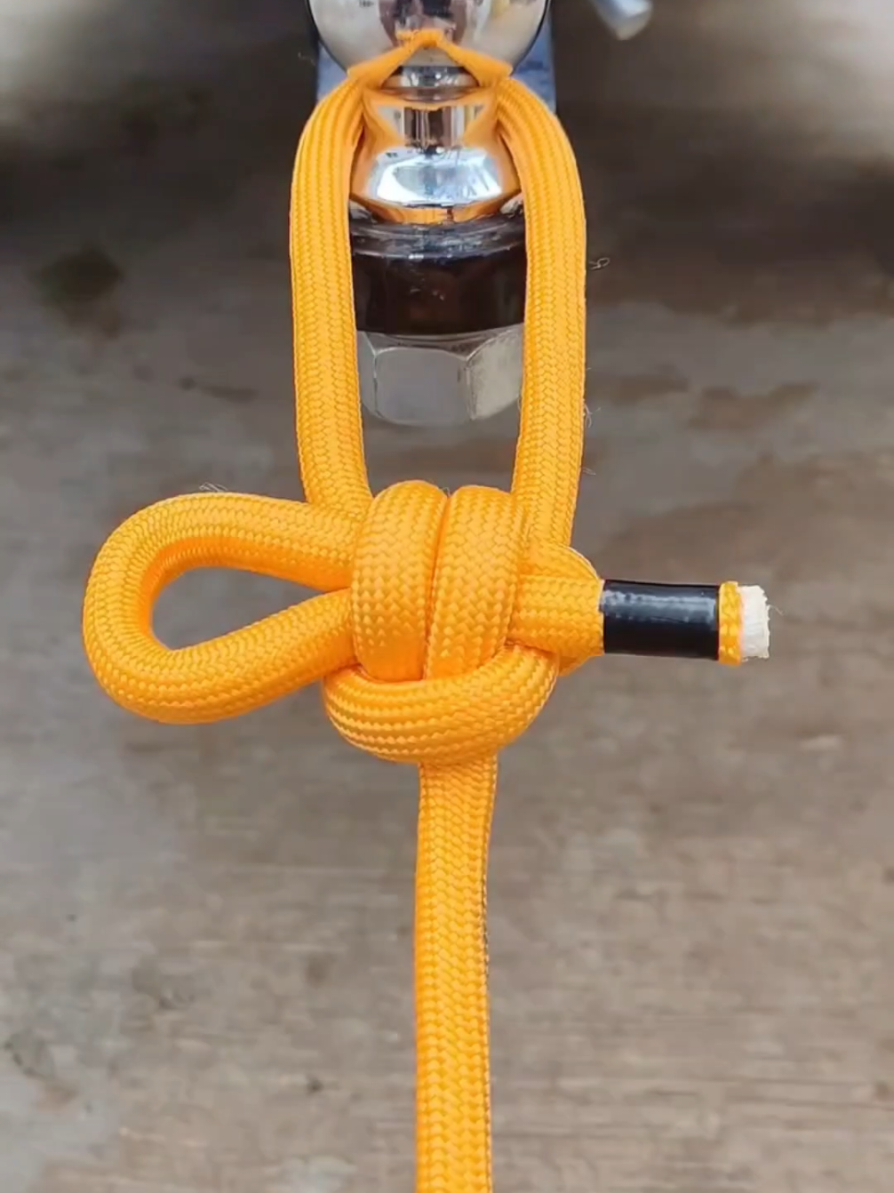 Práctico nudo para remolcar autos 💯😉 @nonin 