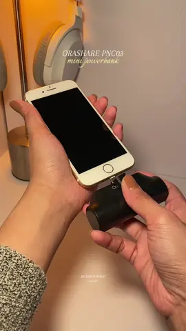 ORASHARE PNC03 ~ Lipstick size mini powerbank♥️  @Orashare Lifestyle PH  #orasharepnc03 #orashare #orasharepowerbank #powerbank #minipowerbank 