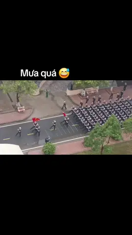 Khối đi Sĩ quan Hải quân tập luyện ngày đầu tiên tại Trường Sĩ quan Chính trị #xuhuong #trending #viral #A80 #giaiphongmiennam #dieulenhdoingu 