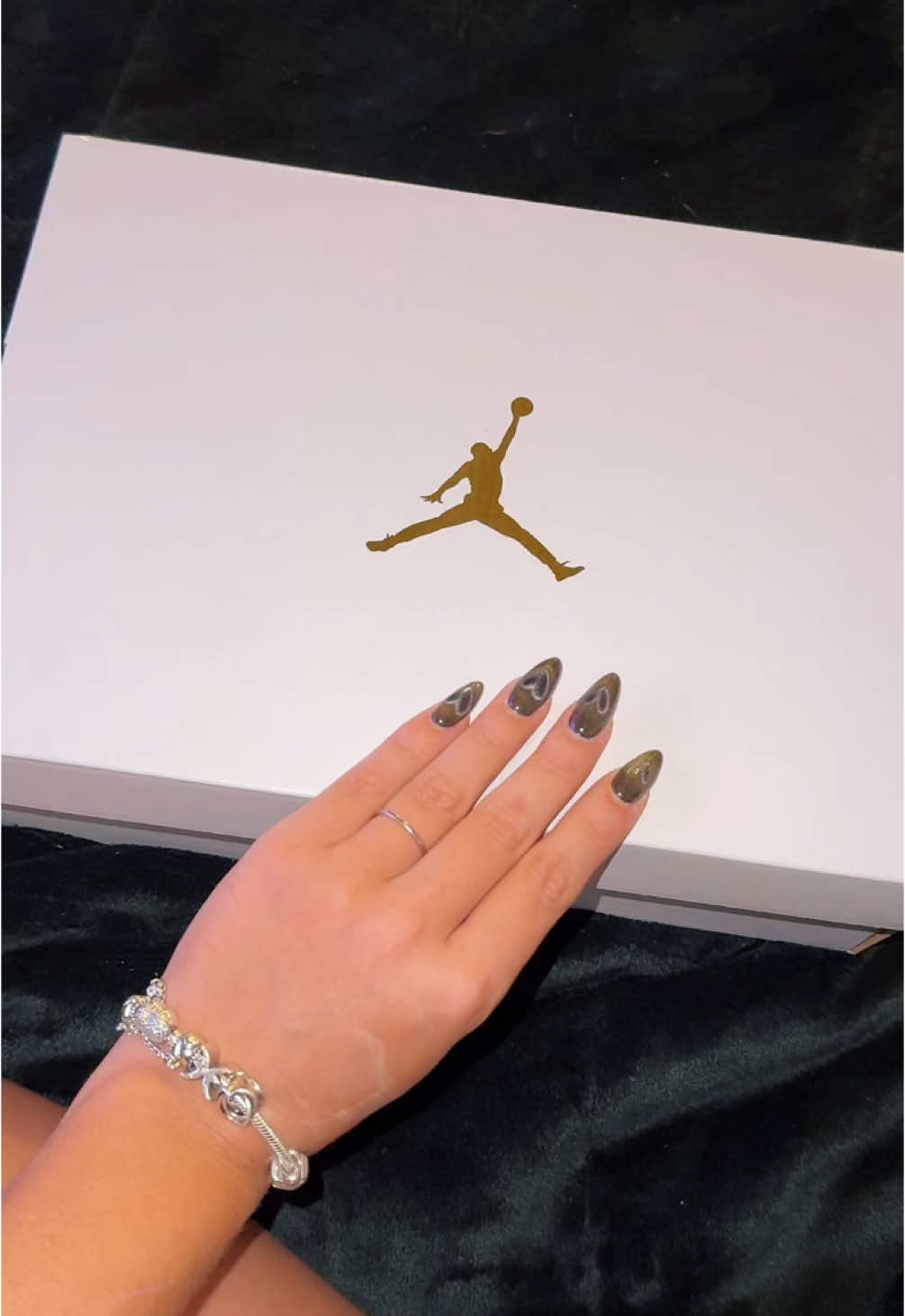 amoooorr estás jordan 🫦🩵