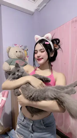 ស្វែងរកប៉ាប៉ាឲ្យah boy🥹🤍