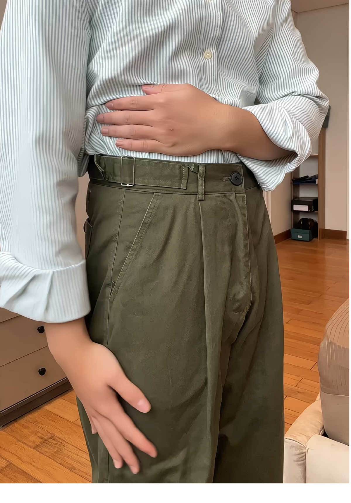 Quần kaki nam cạp cao ống rộng thương hiệu Pealo #quankakinam #quankakiongsuong #quankakinamhanquoc #quankakinamdep #quankakituihop #quankakiongrong #vintage 