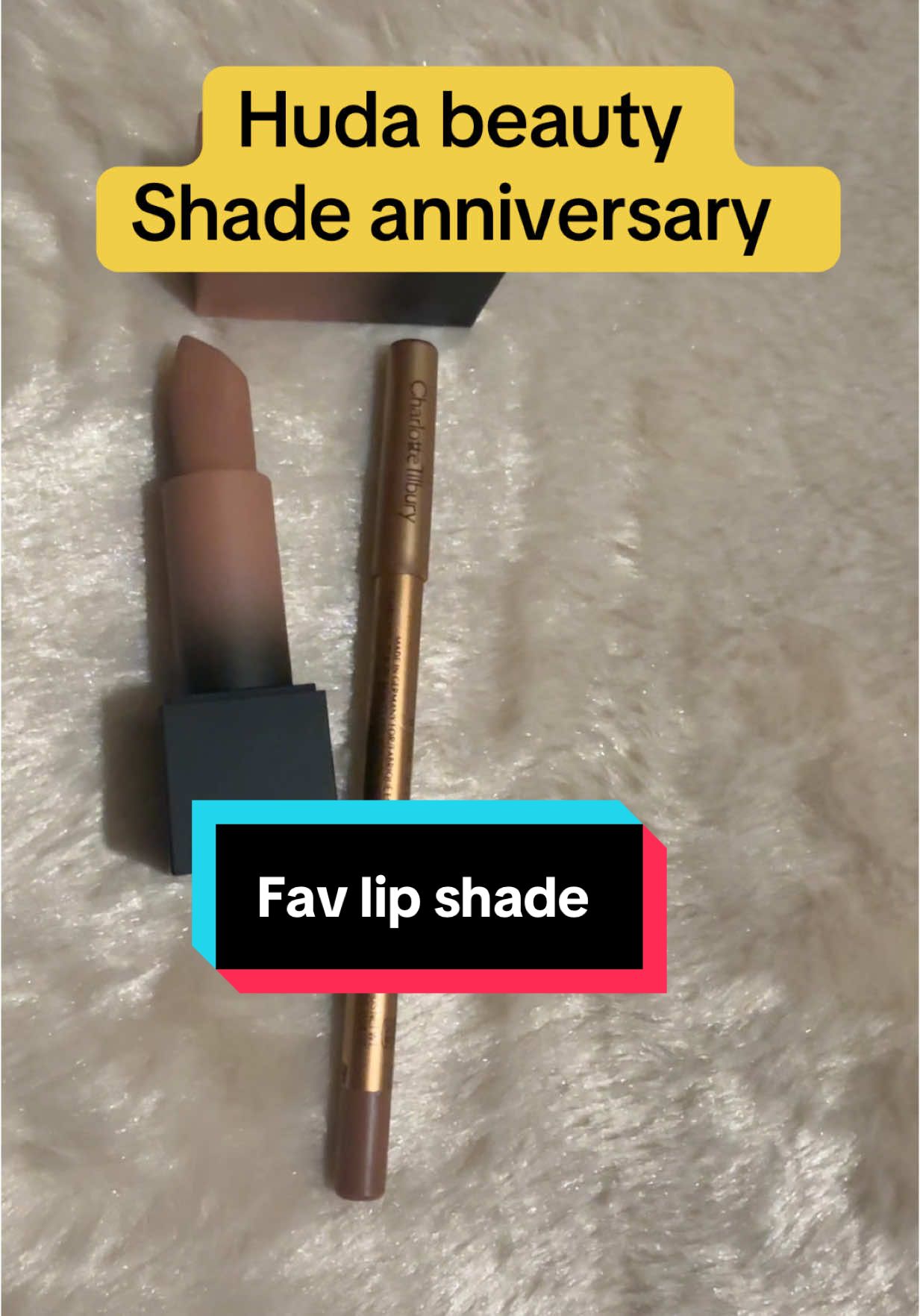 #ad #TikTokShop #tiktokmademebuyit #hudabeauty #huda #lipstick #aniversary #makeup #charlotte #lipliner 